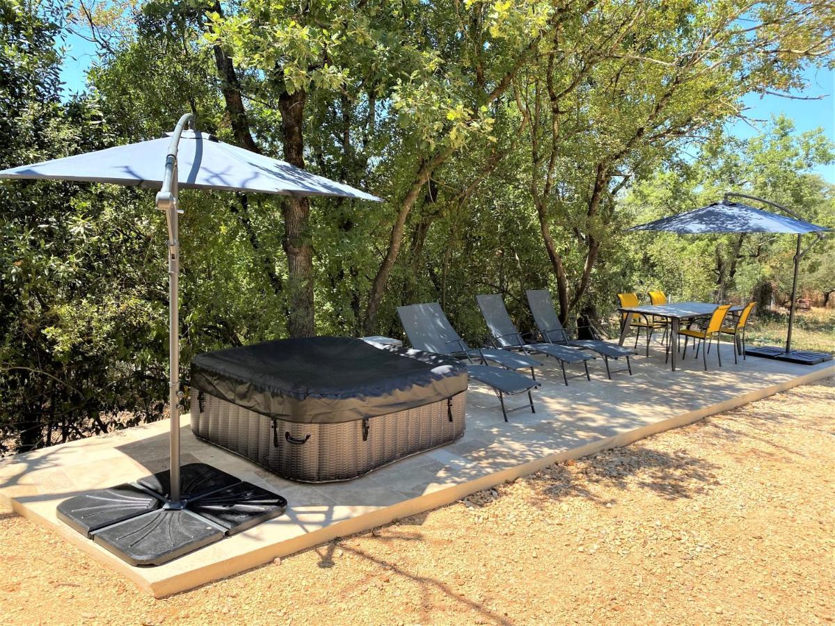 Appartement De Charme Avec Jaccusi Vezenobres Esterno foto